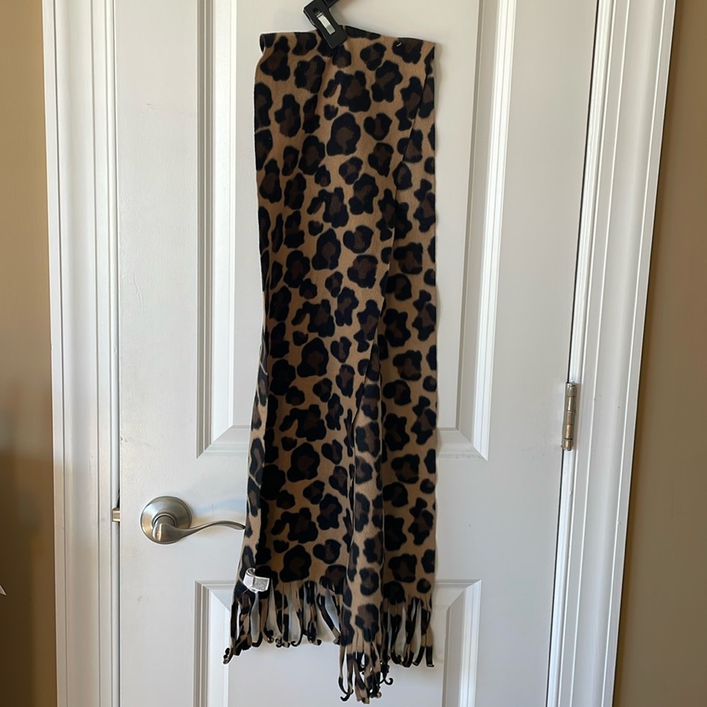 Cheetah print scarf